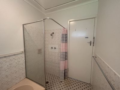 69 Robinson Road, Morley
