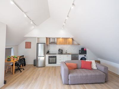 241 Castle Street, City Centre