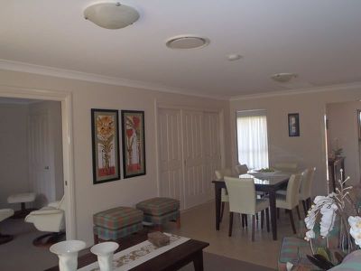 4 / 5 John Brass Court, Dubbo