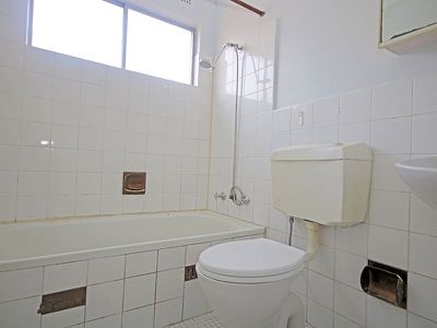 6 / 2 Melrose Avenue, Wiley Park