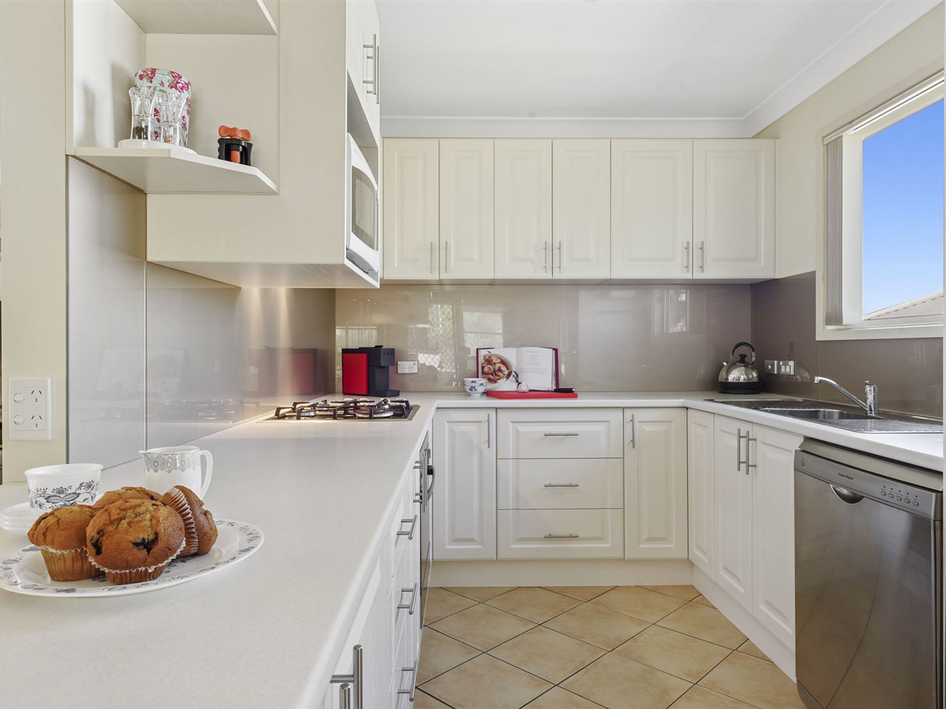 49 Wattle Street, Fishermans Paradise