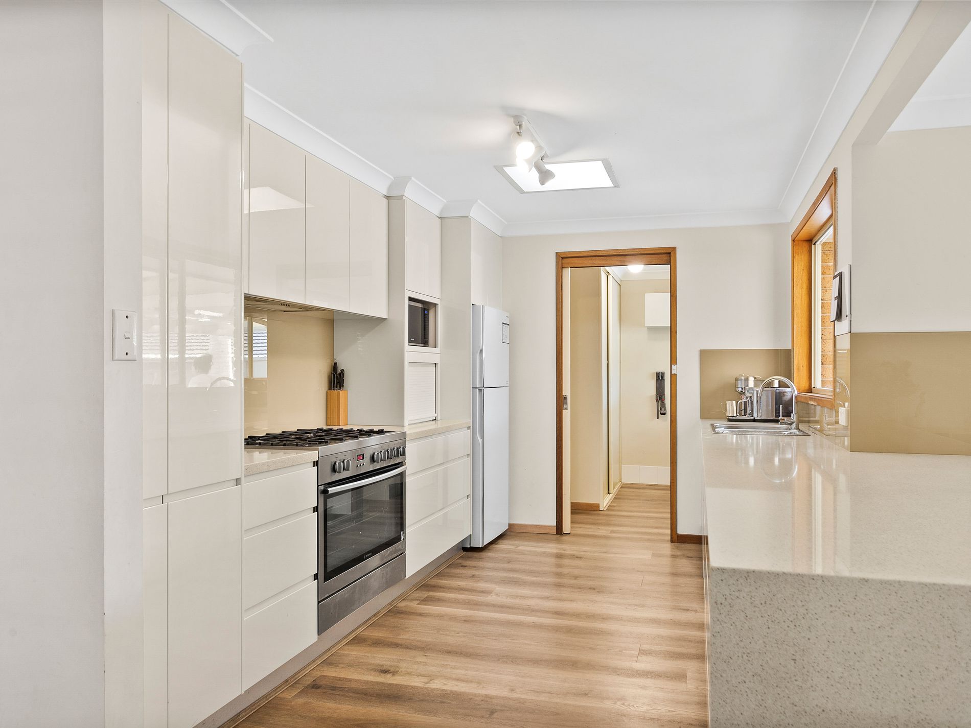 36 Coolawin Crescent, Shellharbour