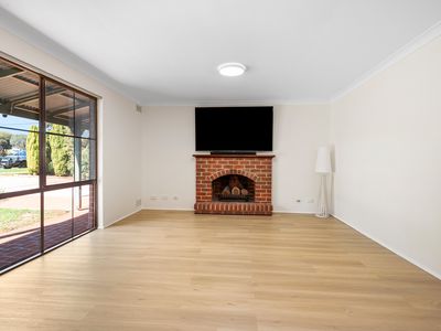 7 De Bernales Street, Hannans