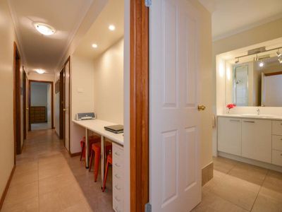 18 Shaw Street, West Lamington