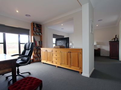 70 McLennan Road, Ladys Pass