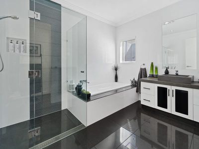 27 Greendragon Crescent, Upper Coomera