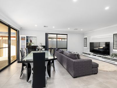 32 Waddington Loop, Haynes