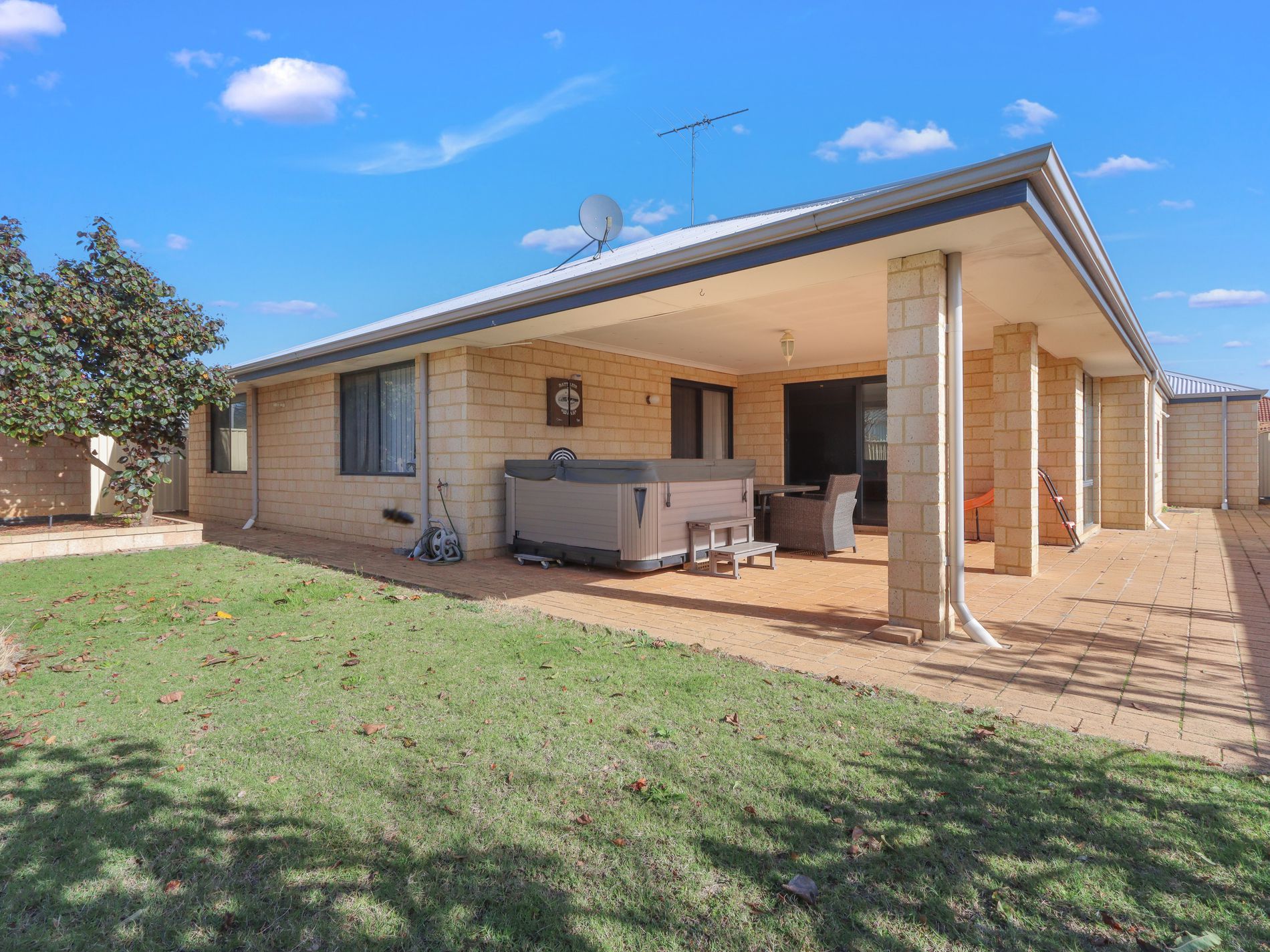 22 Naturaliste Drive, Pinjarra
