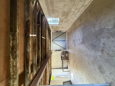 82A SIMPSON STREET, Berserker