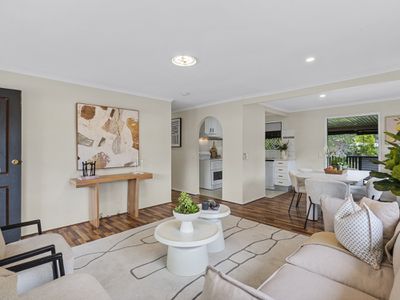 8 William St, Rochedale South