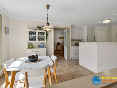 8 Binya Place, Ocean Shores