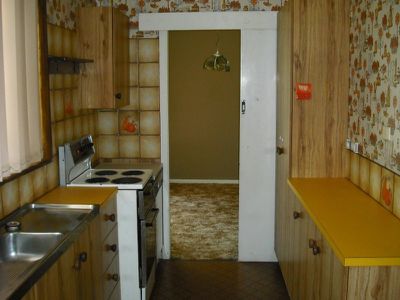 6 Stanley Street, Farmborough Heights