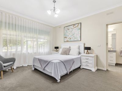 21 Elizabeth Street, Belmont