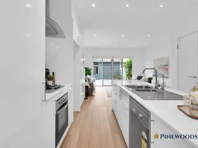 2/60 Cradle mountain drive, Craigieburn