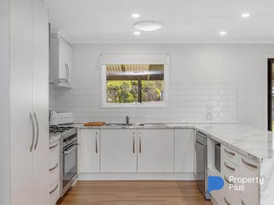 16 Rennie Street, Huntly