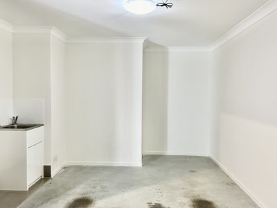 24 / 106 Groth Road, Boondall