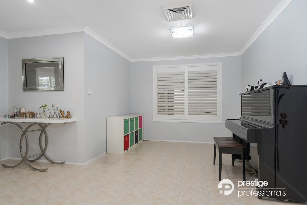 16 Barrington Court, Holsworthy