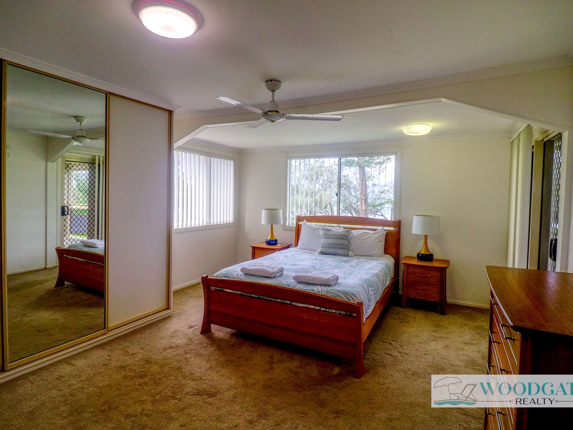 101 Esplanade, Woodgate