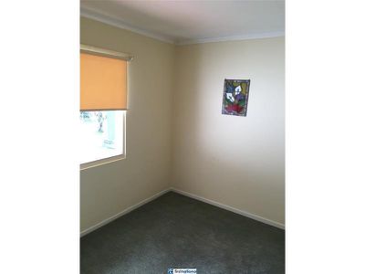 5 Armstrong Street, Atherton