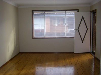 2 / 253 Shellharbour Road, Barrack Heights