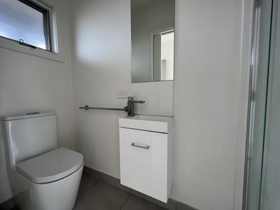 7 / 98 Commercial Road, Footscray