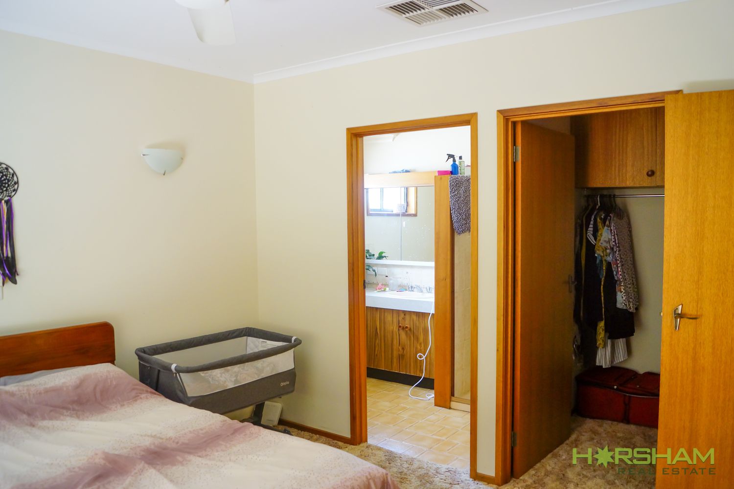 20 Drummond Street, Horsham