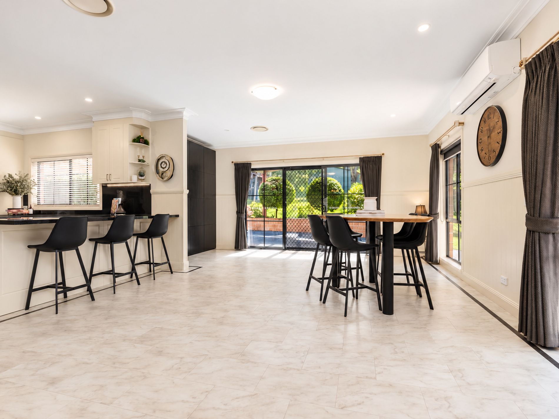 1188 Padman Drive, West Albury