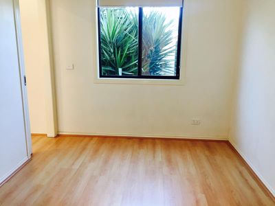 11 / 2-6 Werribee, Werribee