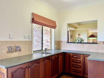 37 Helsham Street, Point Vernon