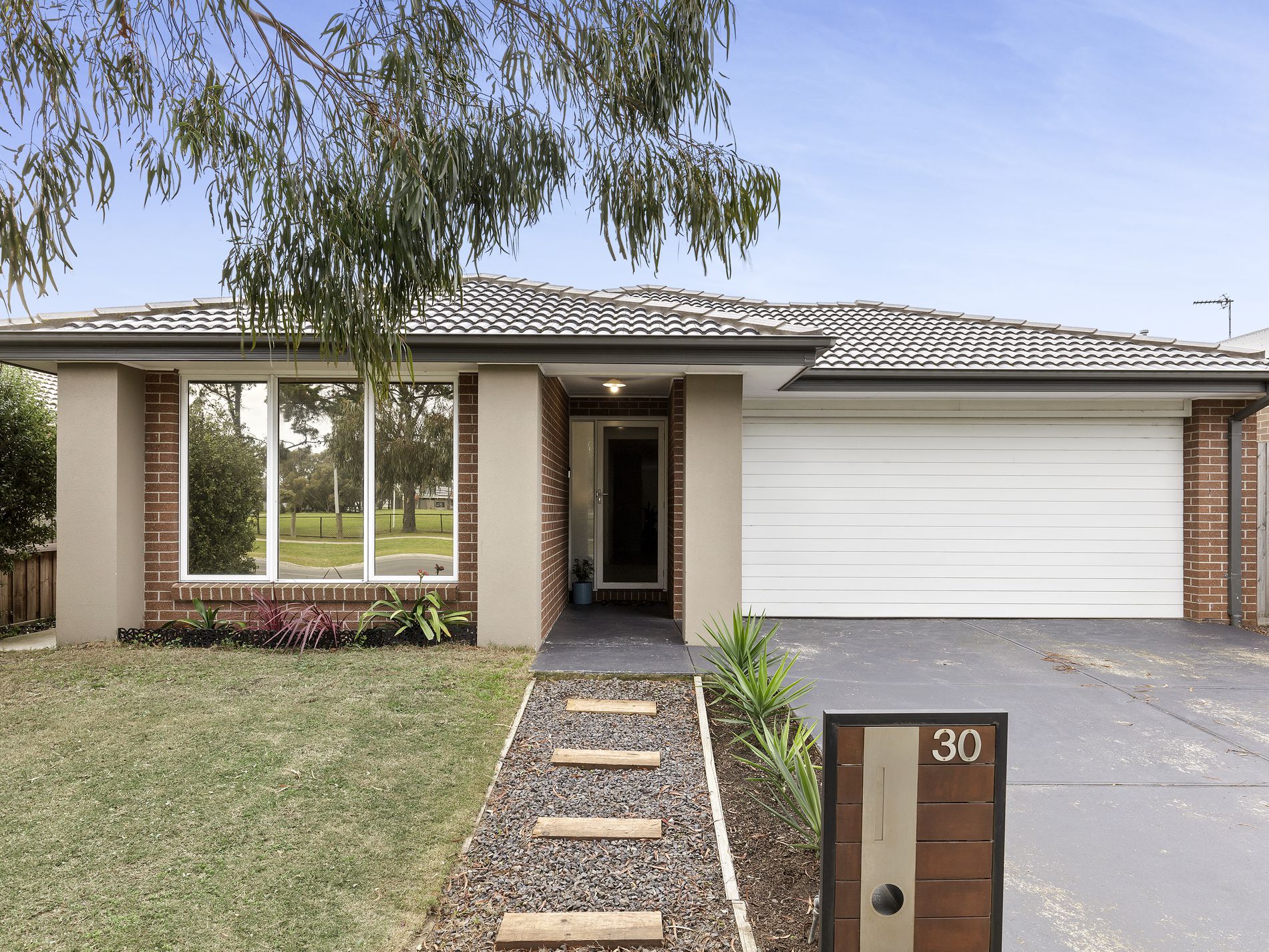 30 Stringers Lane, Leopold