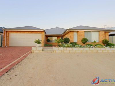 12 Sequin Close, Meadow Springs