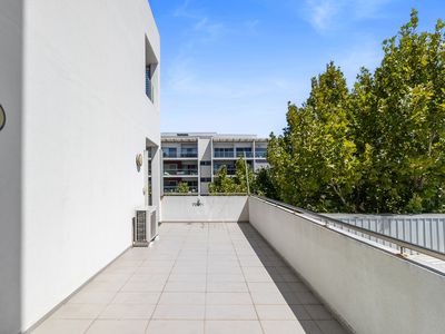 15 / 180 Stirling Street, Perth