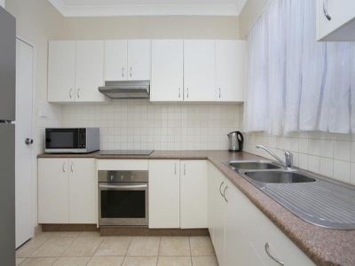 23 / 13A Queen Street, Arncliffe