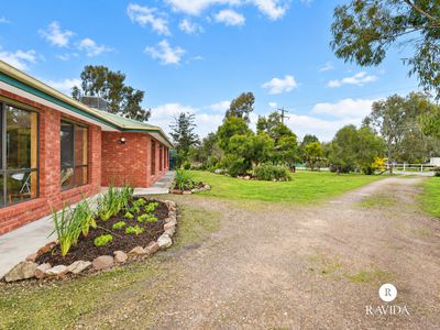 12 Church Street, Peechelba