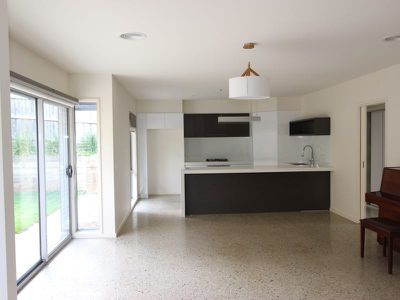 3 / 9-11 Montague Street, Highton