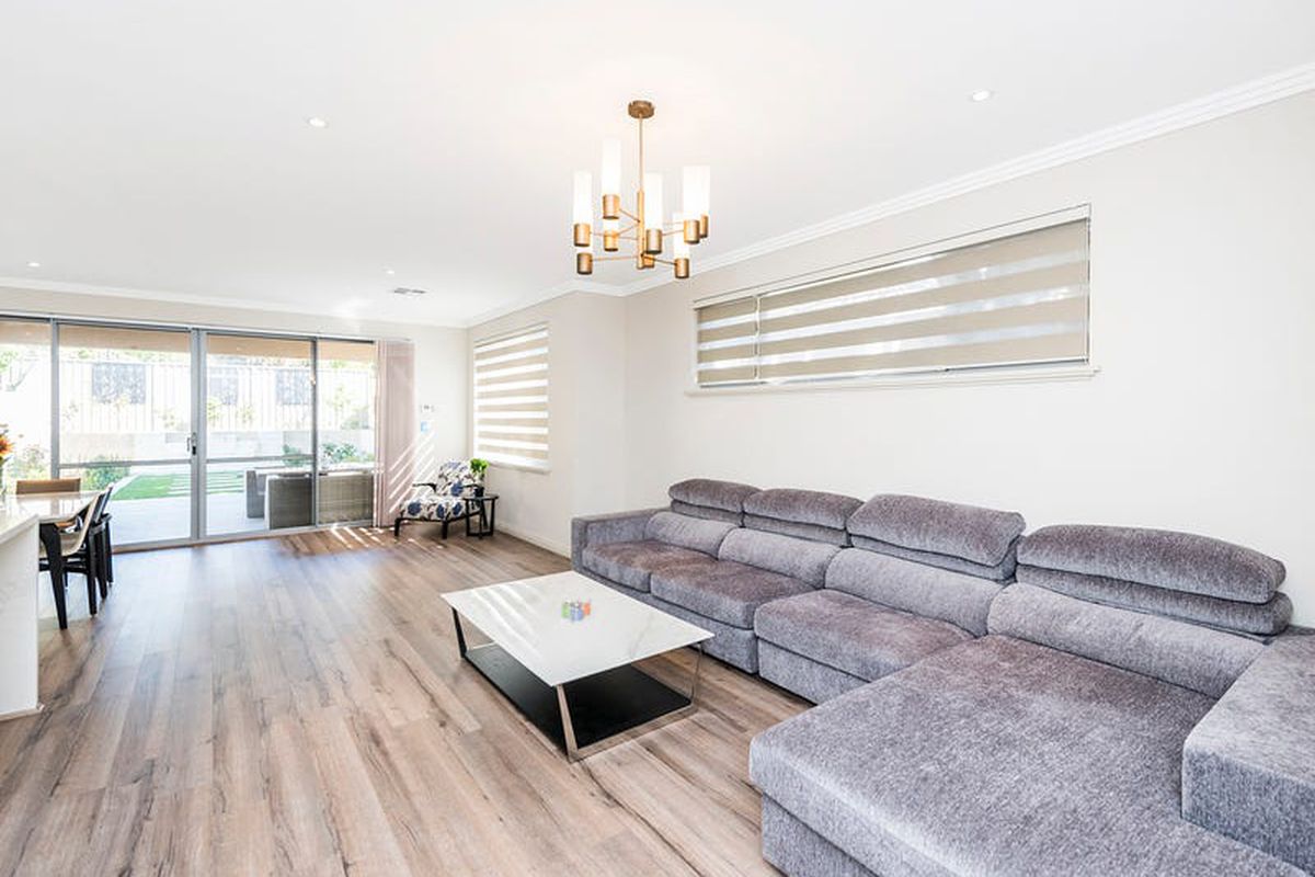 2A Genesta Crescent, Dalkeith
