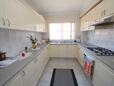 8 / 8-12 Bungalow Avenue, Bankstown