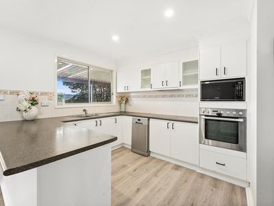 106 Tait Avenue, Kanahooka