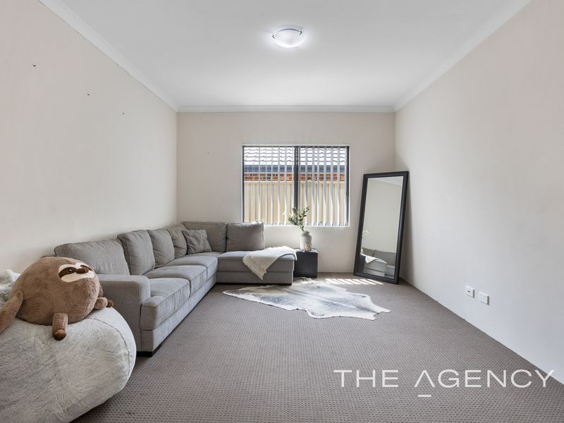 34 Perkins Drive, Clarkson