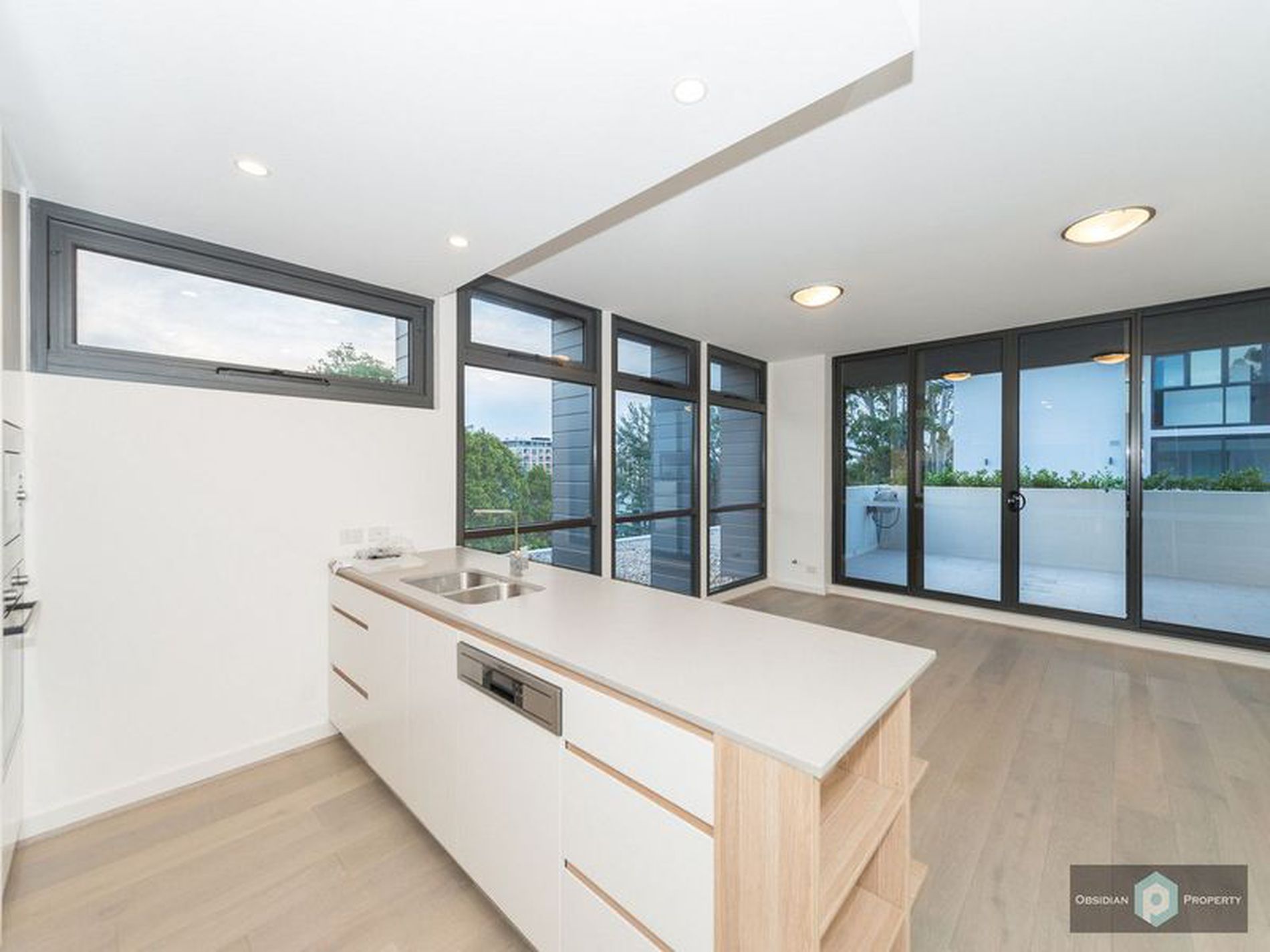 8-10 Park Avenue, Waitara
