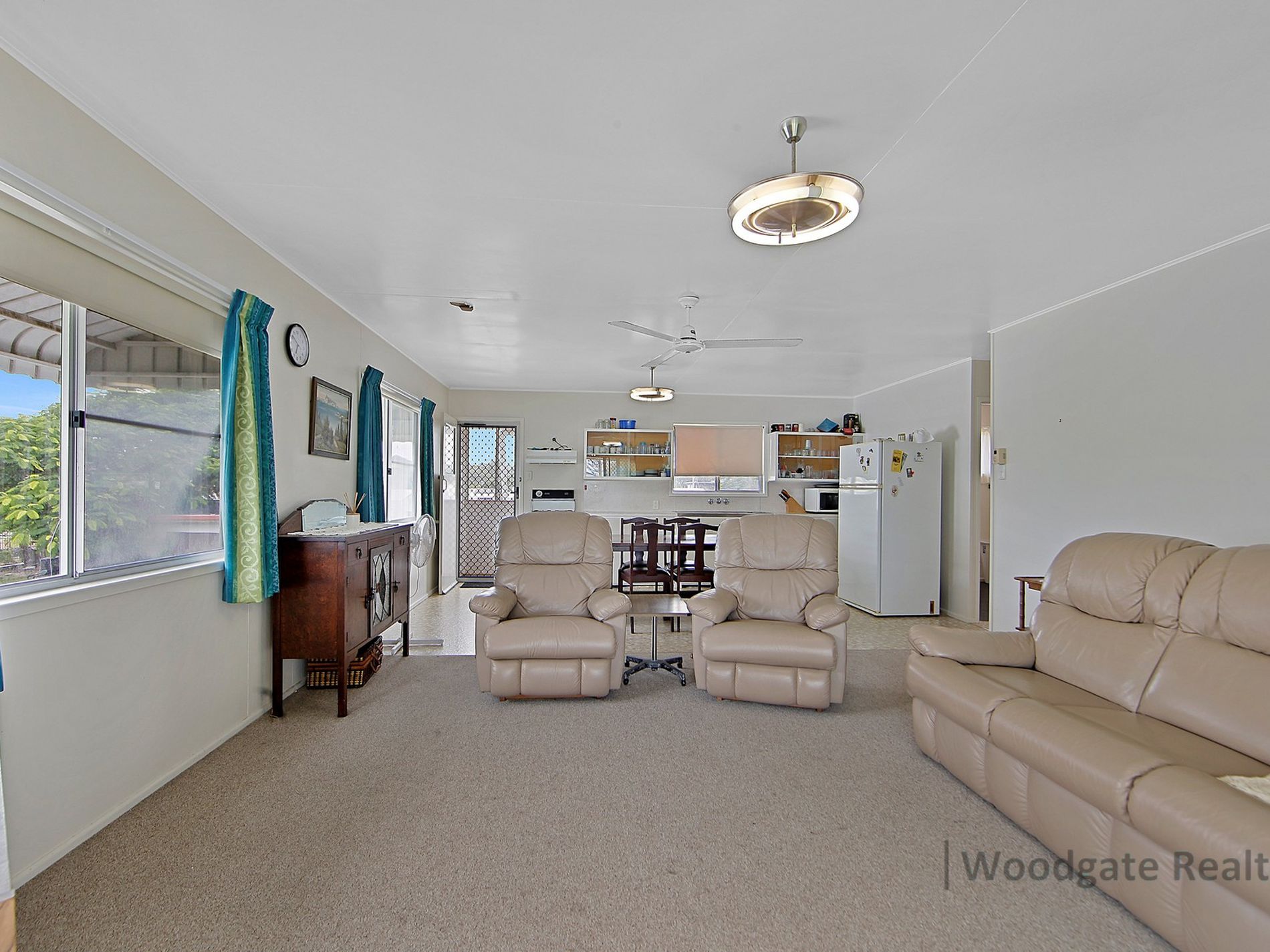 17 WHITING STREET, Woodgate