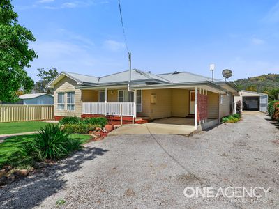 11 Duncan Street, Woolomin