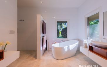 2 Thomson Road, Beaconsfield Upper