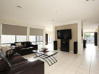 13 Chestnut Grove, Werribee