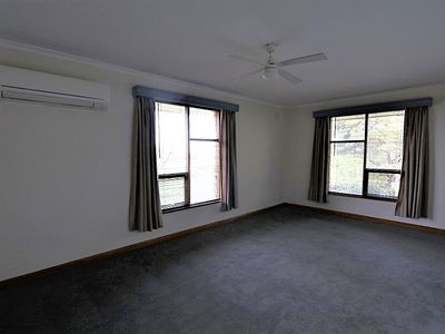 14 Hillcrest Avenue, Mount Gambier