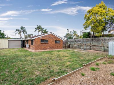 18 Willoughby Crescent, Springwood