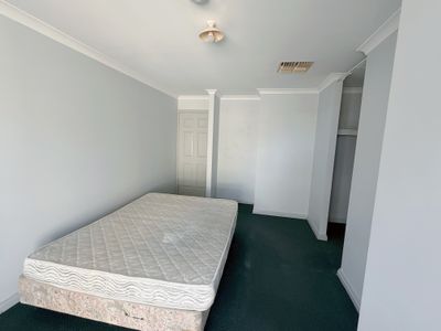 18 / 32 Shotover Place, South Kalgoorlie