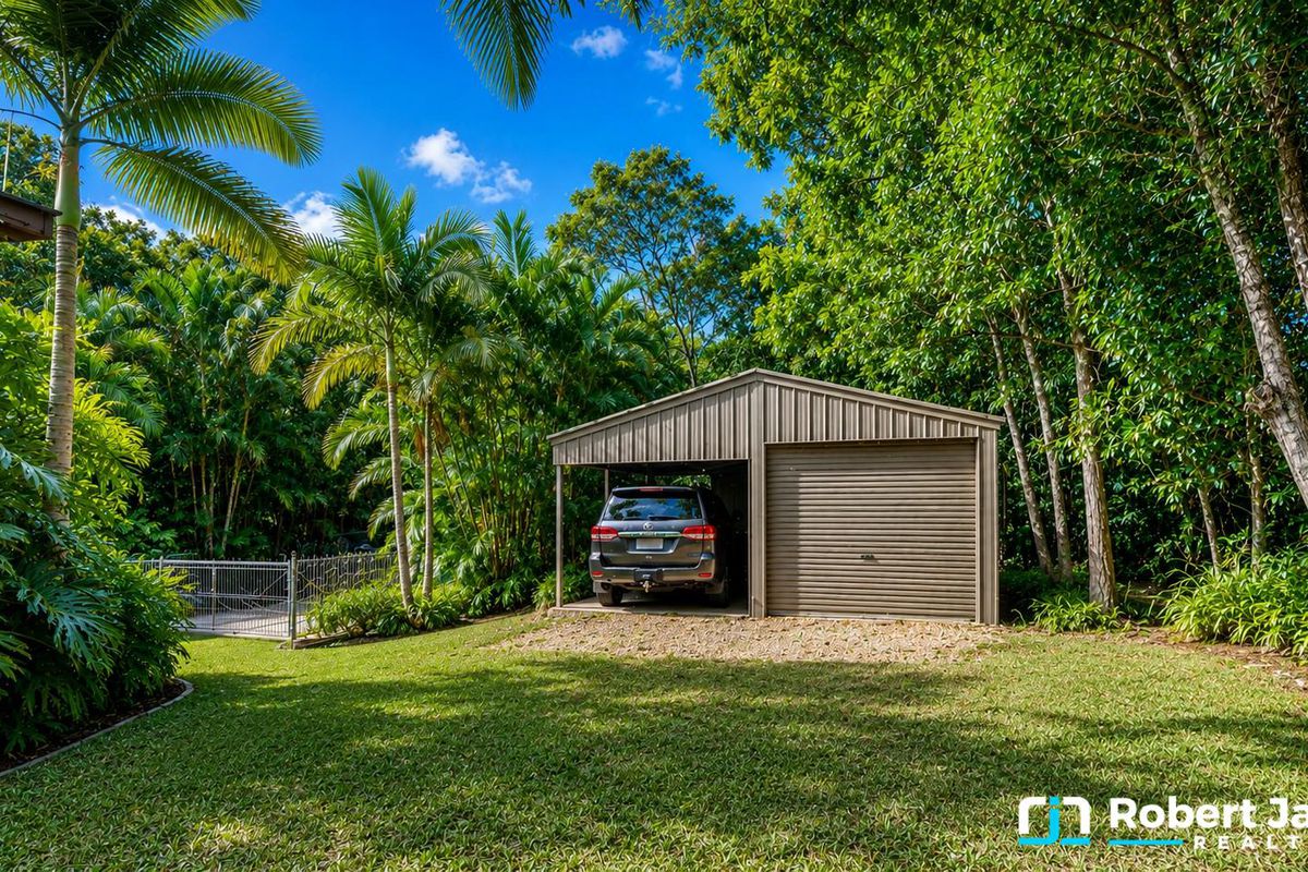 14 Lakeway Drive, Cooroibah