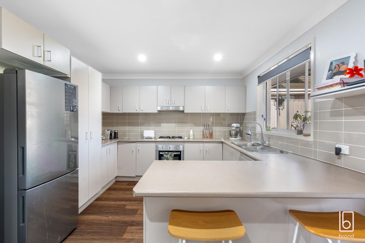 79 Georgia Drive, Hamlyn Terrace