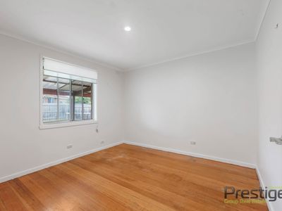 6 Abbey Crt, Noble Park